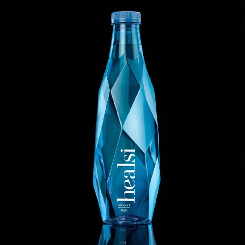 Creative water bottle packaging that combines branding, usability, and sustainability