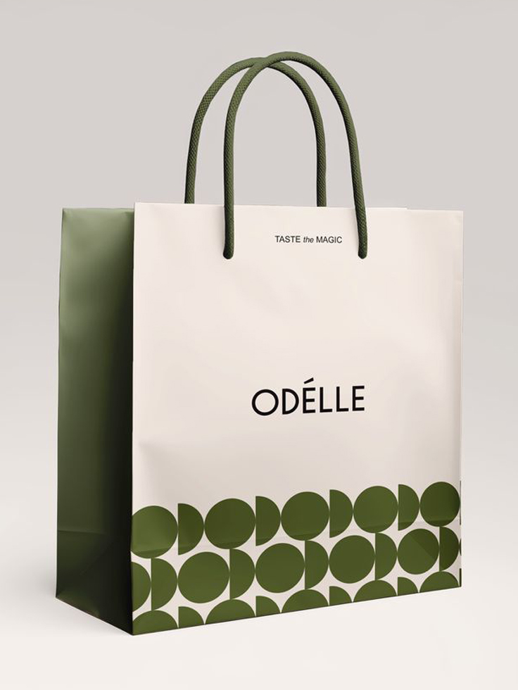 Minimalist-Printed-Carry-Bags
