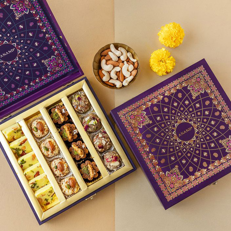 Attractive sweet box packaging design for festive collections