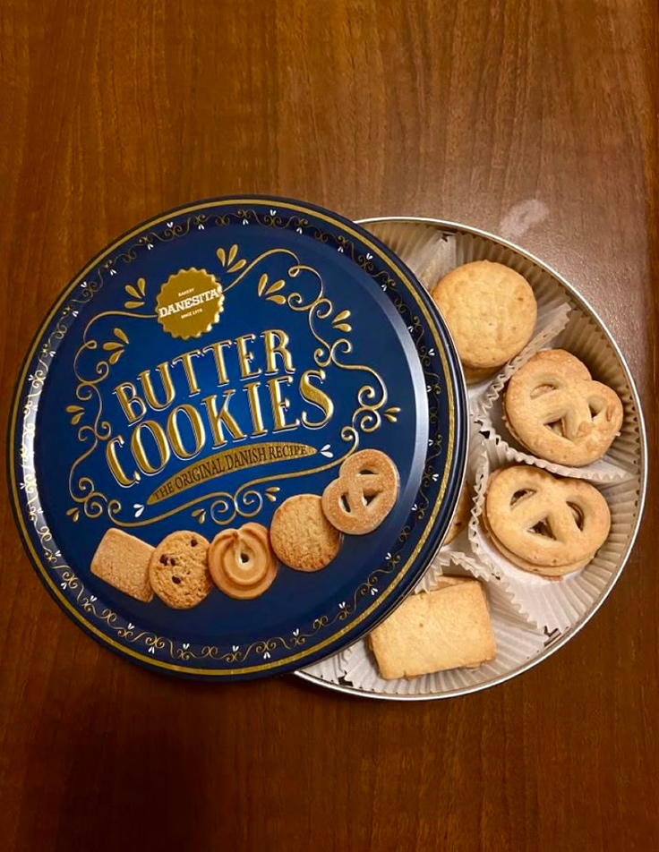 Cookie packaging showcasing fresh baked cookies