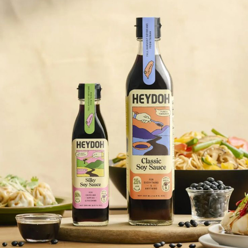 Eye-catching label design for soy sauce bottle